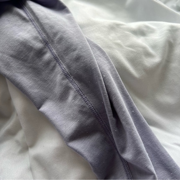Lululemon See You in Savasana Long Sleeve Size 6 - Picture 7 of 8